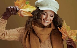 Jak obnovit vlasy po létě?