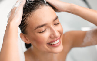 Čtyři snadné kroky ke krásným vlasům