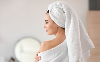 Turban po umytí vlasů, ano nebo ne?